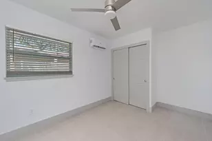 2836 Bayview Dr, Naples, FL 34112 - Photo 6