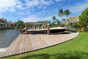 2150 Marina Dr, Naples, FL 34102 - Photo 14