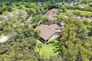 3515 Avion Woods Ct, Naples, FL 34104 - Photo 20