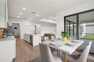 5172 Sugarwood Dr, Naples, FL 34113 - Photo 8