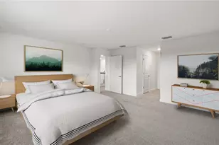 5172 Sugarwood Dr, Naples, FL 34113 - Photo 10