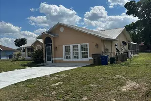 706 Arianne Ct, Lehigh Acres, FL 33936 - Photo 2