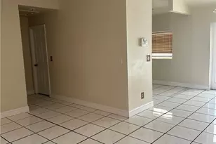 706 Arianne Ct, Lehigh Acres, FL 33936 - Photo 4