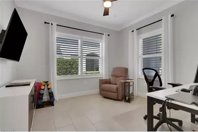 2194 Marquesa Cir, Naples, FL 34112 - Photo 20