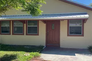 4014 N Edgewater Cir, Labelle, FL 33935 - Photo 2