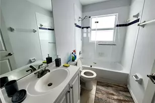 6270 Huntington Lakes Cir, Naples, FL 34119 - Photo 10