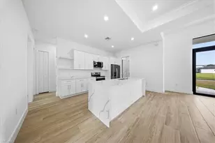 6125 Hershey Ave, Fort Myers, FL 33905 - Photo 12