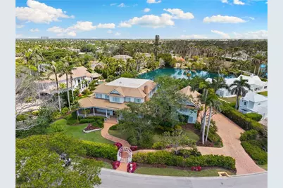 2325 Lantern Ln, Naples, FL 34102 - Photo 2