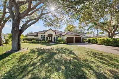 6625 New Haven Cir, Naples, FL 34109 - Photo 8