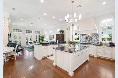 28312 Terrazza Ln, Naples, FL 34110 - Photo 10