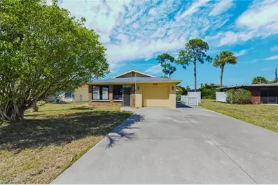 819 98th Ave N, Naples, FL 34108 - Photo 2