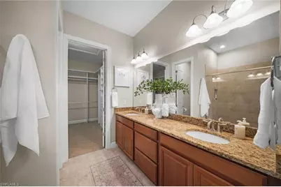 8814 Vaccaro Ct, Naples, FL 34119 - Photo 18