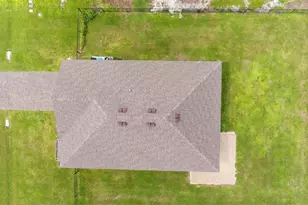 439 NE Juanita Ct, Cape Coral, FL 33909 - Photo 4