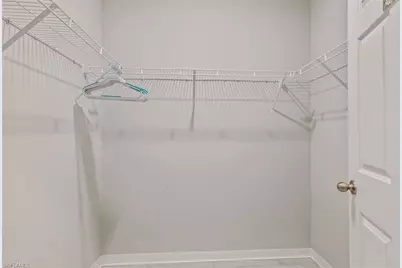 439 NE Juanita Ct, Cape Coral, FL 33909 - Photo 6