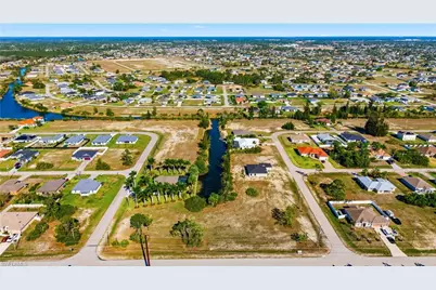 4105 Andalusia Blvd, Cape Coral, FL 33909 - Photo 6