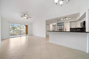 1210 Wildwood Lakes Blvd, Naples, FL 34104 - Photo 8