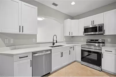 9648 Roundstone Cir, Fort Myers, FL 33967 - Photo 4