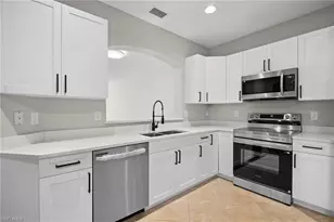 9648 Roundstone Cir, Fort Myers, FL 33967 - Photo 4