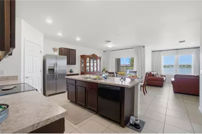 3422 Cancun Ct, Cape Coral, FL 33909 - Photo 4