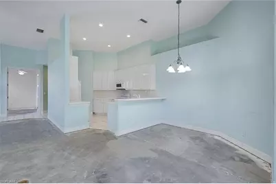 25380 Galashields Cir, Bonita Springs, FL 34134 - Photo 10