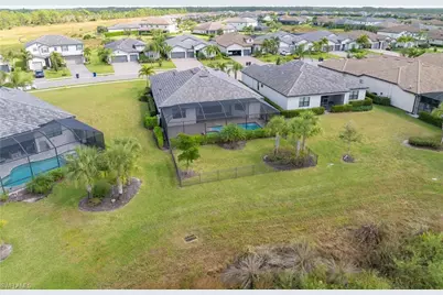 17661 Kinzie Ln, Estero, FL 33928 - Photo 20