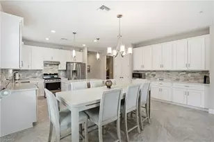 12361 Canal Grande Dr, Fort Myers, FL 33913 - Photo 8