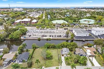 531 13th St N, Naples, FL 34102 - Photo 1