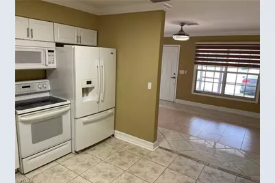 2036 41st St SW #B, Naples, FL 34116 - Photo 6