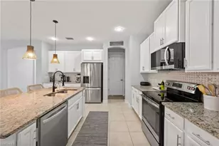 16266 Aberdeen Wy, Naples, FL 34110 - Photo 18