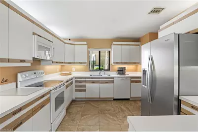 764 Eagle Creek Dr #H185, Naples, FL 34113 - Photo 6