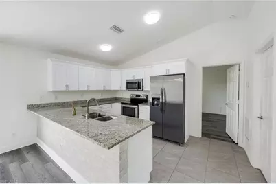 626 NW 2nd Ln, Cape Coral, FL 33993 - Photo 8