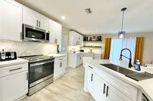 3639 Kent Dr, Naples, FL 34112 - Photo 16