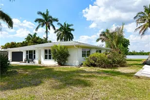 337 Shore Dr, Fort Myers, FL 33905 - Photo 1