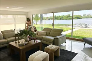 337 Shore Dr, Fort Myers, FL 33905 - Photo 2