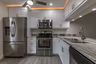 2562 Kings Lake Blvd, Naples, FL 34112 - Photo 10