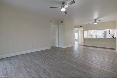 2562 Kings Lake Blvd, Naples, FL 34112 - Photo 6