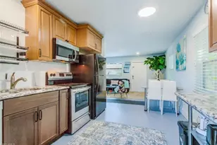 1780 Smugglers Cove, Naples, FL 34112 - Photo 2