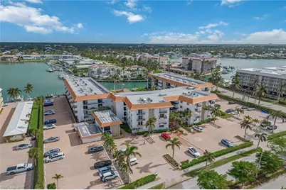 2900 Gulf Shore Blvd N #110, Naples, FL 34103 - Photo 18