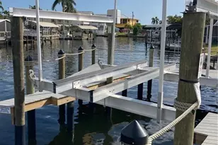 2849 Triggerfish St, Matlacha, FL 33993 - Photo 2