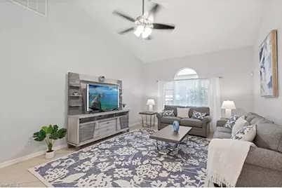11774 Longshore Way W, Naples, FL 34119 - Photo 10