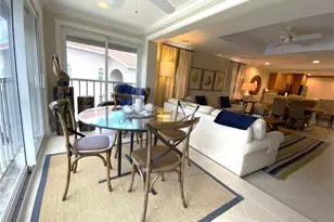 9101 Vanderbilt Dr, Naples, FL 34108 - Photo 18