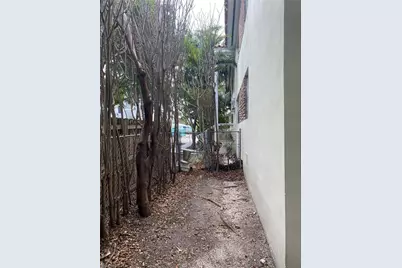 795 84th St #3, Miami Beach, FL 33141 - Photo 10