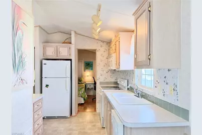 2 Jade Dr #2J, Naples, FL 34114 - Photo 8
