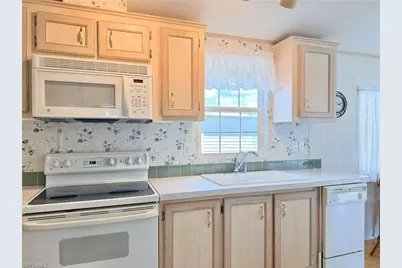 2 Jade Dr #2J, Naples, FL 34114 - Photo 10