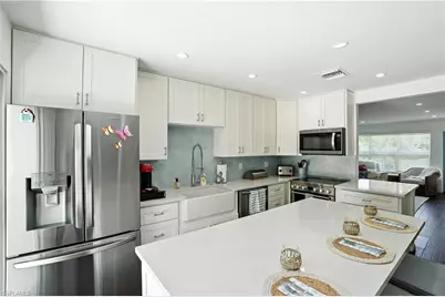 1063 22nd Ave N, Naples, FL 34103 - Photo 10