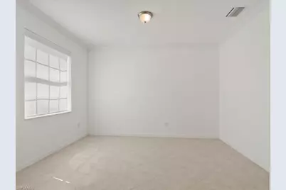 2478 Heydon Cir E, Naples, FL 34120 - Photo 8