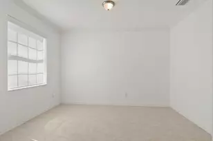 2478 Heydon Cir E, Naples, FL 34120 - Photo 8