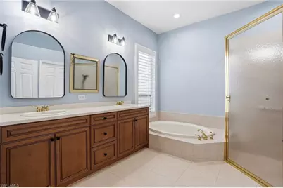 6039 Fairway Ct, Naples, FL 34110 - Photo 16