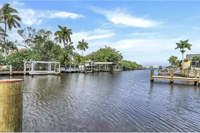 1390 Chesapeake Ave #1390, Naples, FL 34102 - Photo 36