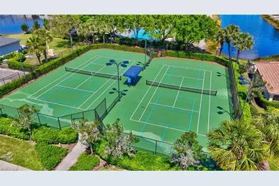 2065 Mandarin Ln, Naples, FL 34120 - Photo 10